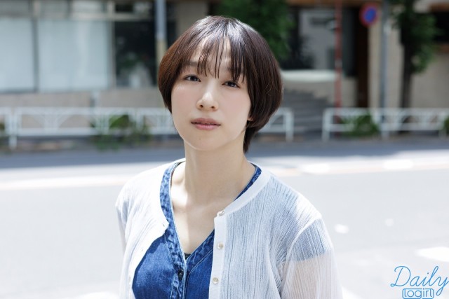 さかたりさ_01_Dailylogirl_209