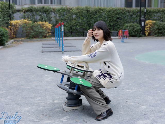 岩波詩織_05_Dailylogirl_242