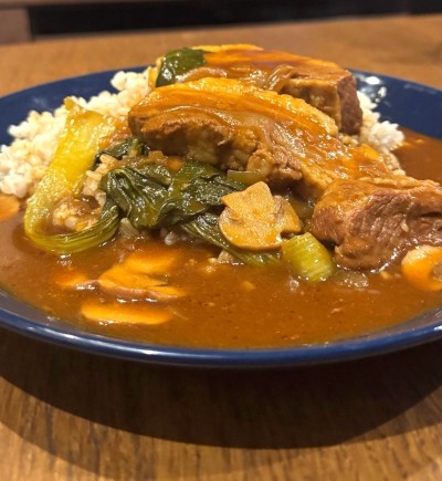 800寺川アナ角煮カレー