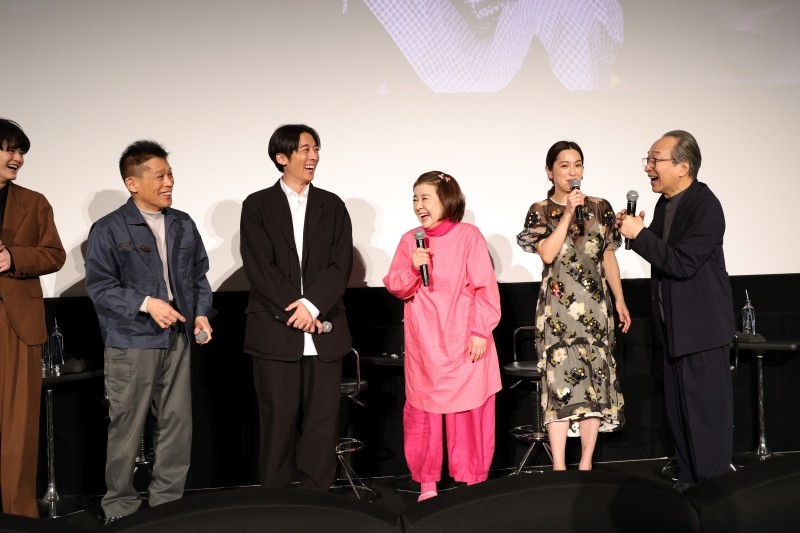 テレビ朝日『リボーン ～最後のヒーロー～』「先どり！第１話お披露目会＆トークイベント」高橋一生、鈴鹿央士、柳沢慎吾、岸本加世子、中村アン、小日向文世