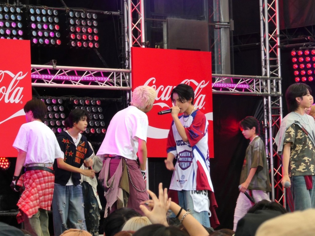 夏の恒例大型イベント『テレビ朝日・六本木ヒルズSUMMER FES』。そして毎年好評の『SUMMER FES 音楽LIVE』では「六本木ヒルズアリーナ特設ステージ」にアーティストが日替わりで登場します。8月1日は、「BMSG TRAINEE」のYUTA・KEI・RAIKI・TAICHI・KANTA・KAIRI・KEITO・COTA・RYOMA・AOI・HAL・KEISHIN・RYOTO・ISANAが登場！