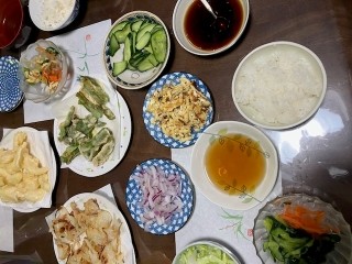 ⑧