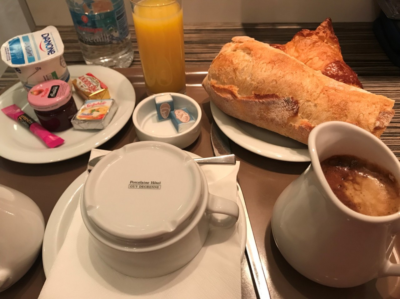 12ホテルナポレオン